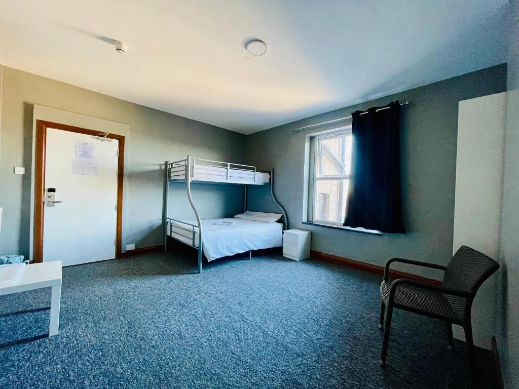 Double Room Shared Bathroom